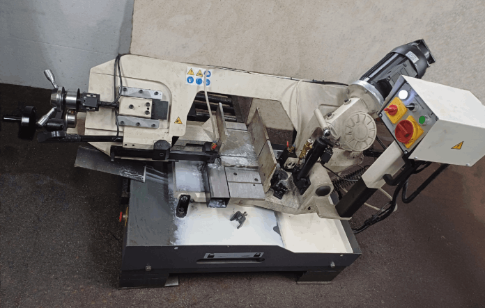 Piła taśmowa do metalu